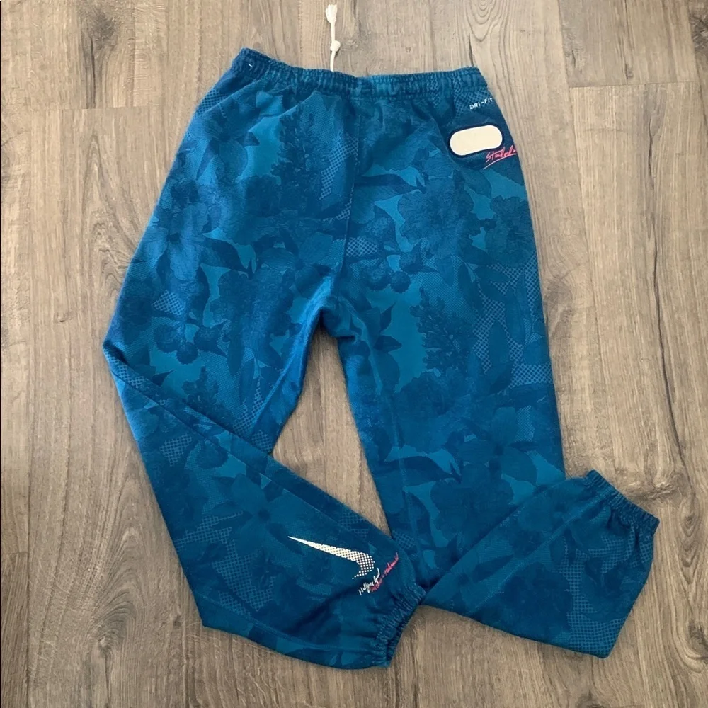 Nike please see